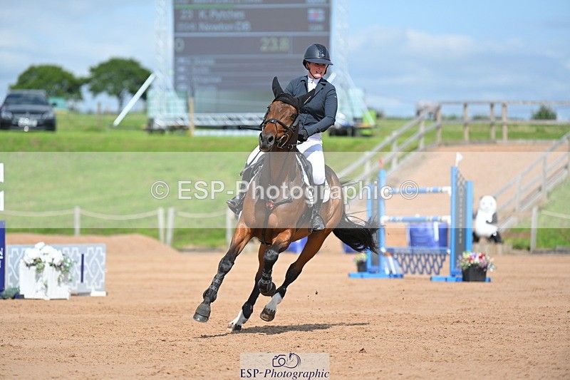 230721A-155941-07545 - Cls 10, 2 Star Big 1.45m Start to break