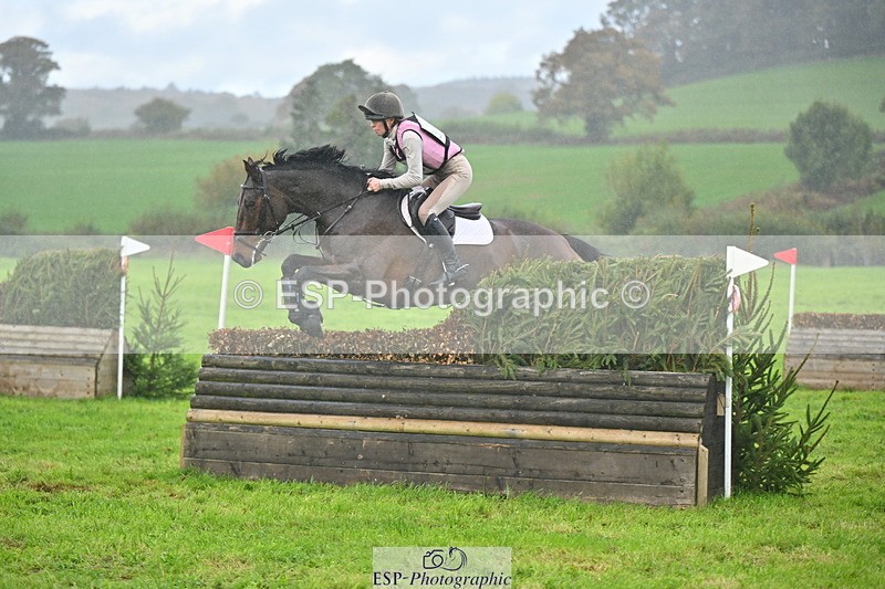 251025A-103007-16693 - D-349-Emily.Proud