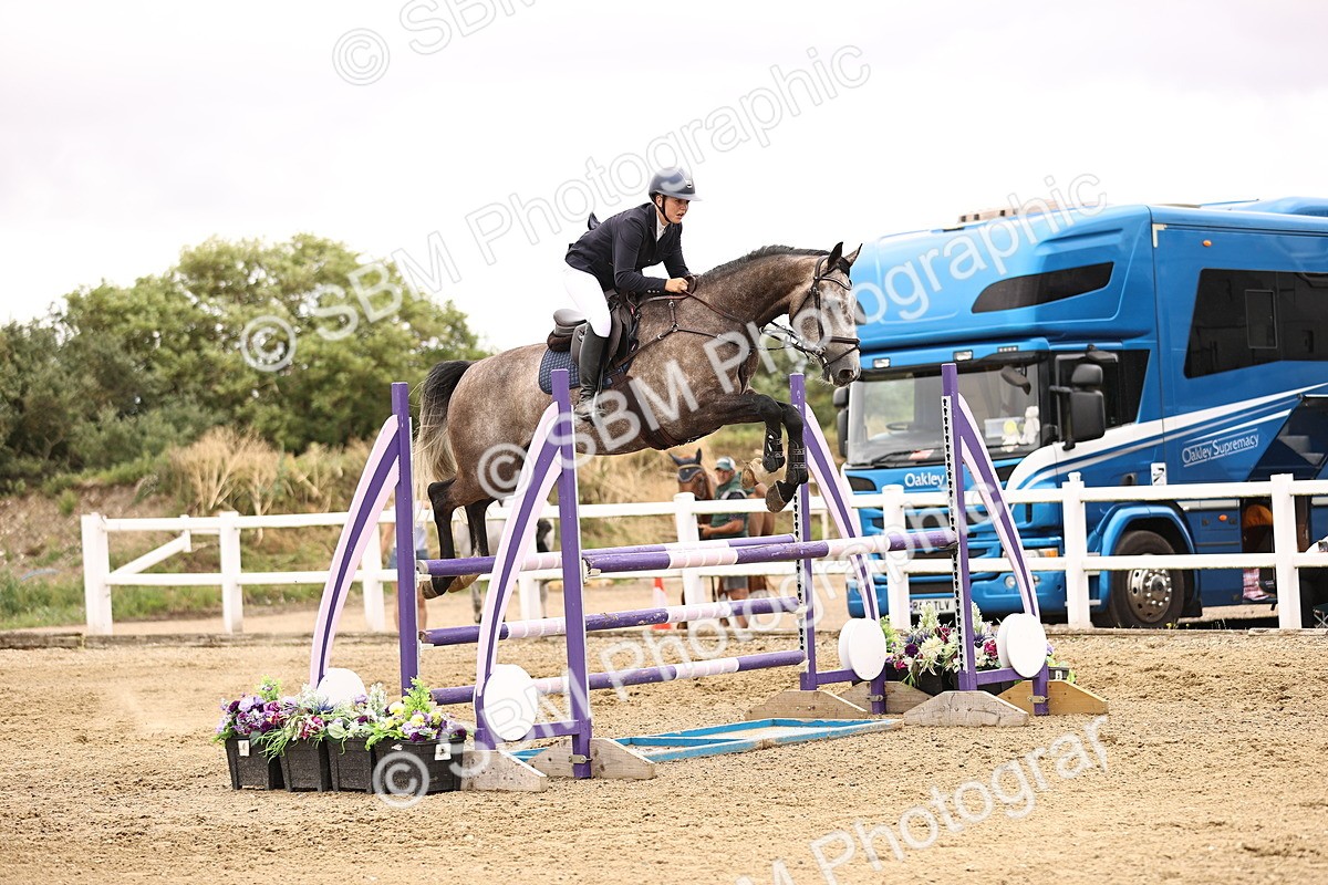 SBM_003294 - Class 21 - Senior Newcomers - 1.10m
