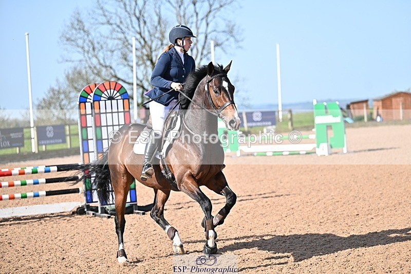 260408-100232-00070 - Cls 2 British Novice and 90cm