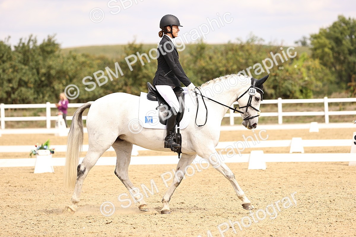 SBM_013735 - Class 4 - Novice 5  12.13-13.02