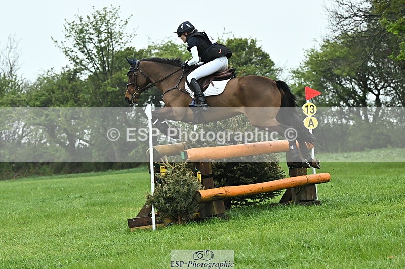 250418-160752-07096 - 355-Xanthe.Baylis-MONBEG.BY.MAGIC