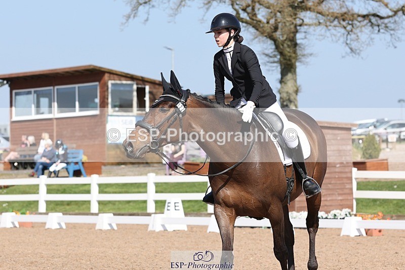 250404-150814-07039 - 122-Marie-Ayesha.Barilits-Gupta-Waverley.Furst.Dance