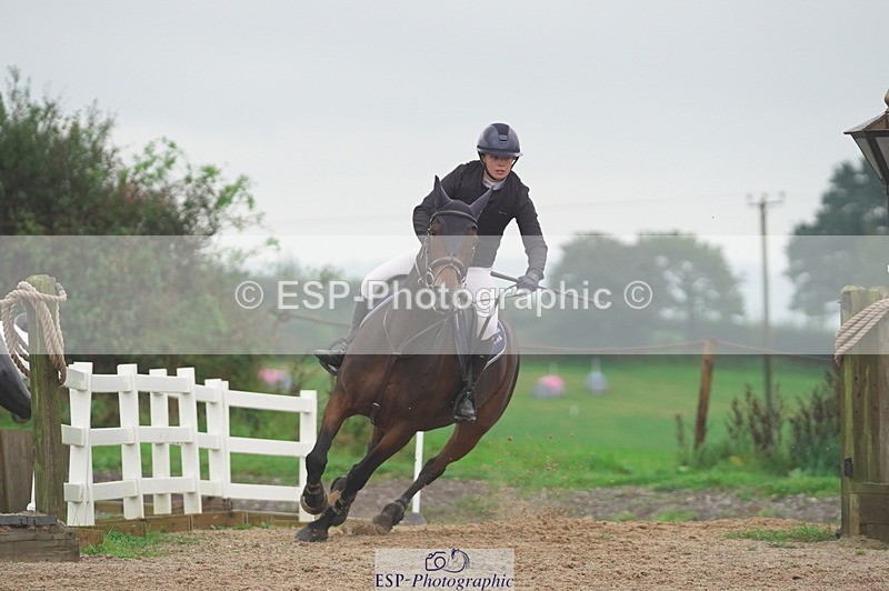 231017A-160514-07766 - Cls 31 Snr 1m Derby