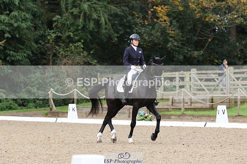 241024-102206-01570 - 132-Mollie.Summerland-MOJO