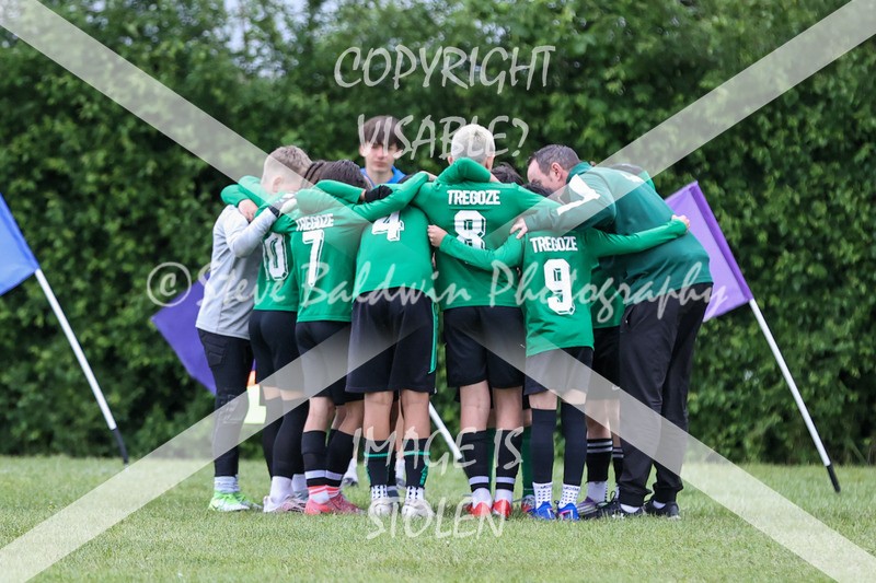 1DX32421 - The Croft V Tregoze