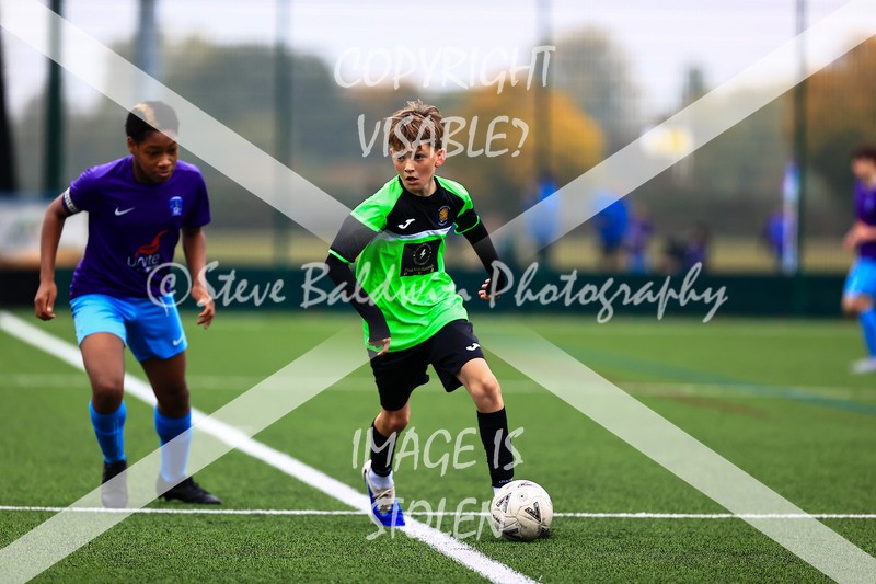 1DX30152 - 2025-10-12 FC Abbey Meads U14 Orange V Kingsdown Lions U14