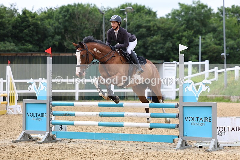 3E7A6222 - Class 4: Senior British Novice/90cm open
