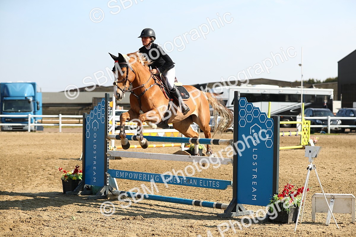 SBM_001345 - Class 5 - Senior Foxhunter - 1.20m