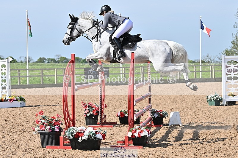 240509A-095831-00729 - Cls 8 Foxhunter