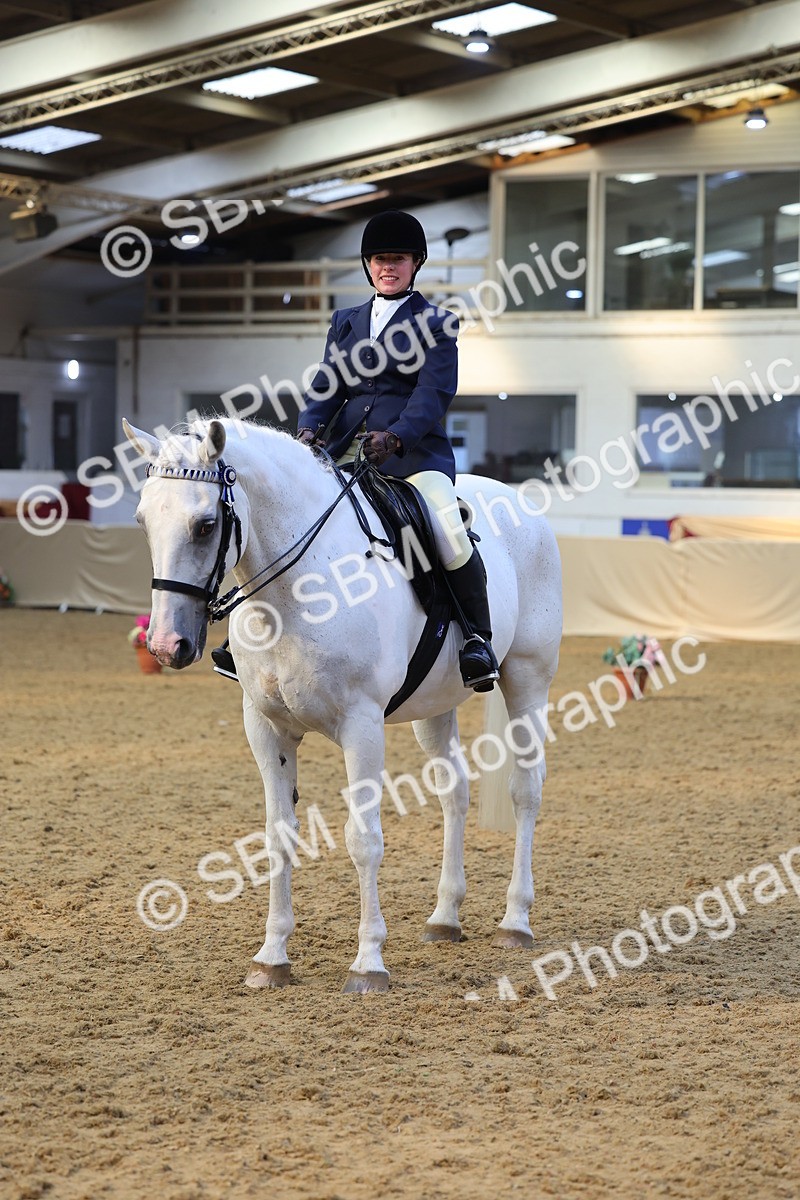 SBM_24618 - Class 906 - Supreme Final - Ridden Pre Vet