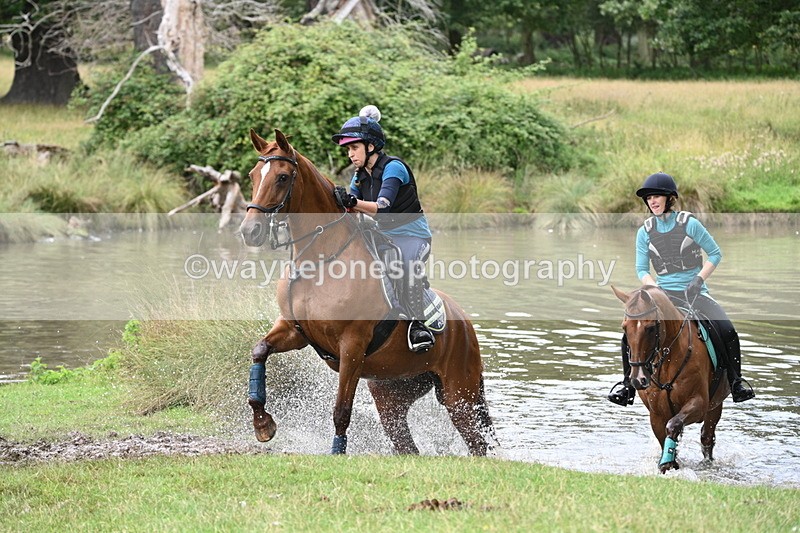 WJ7_3737 - Time at Water 12:15 to 12:50