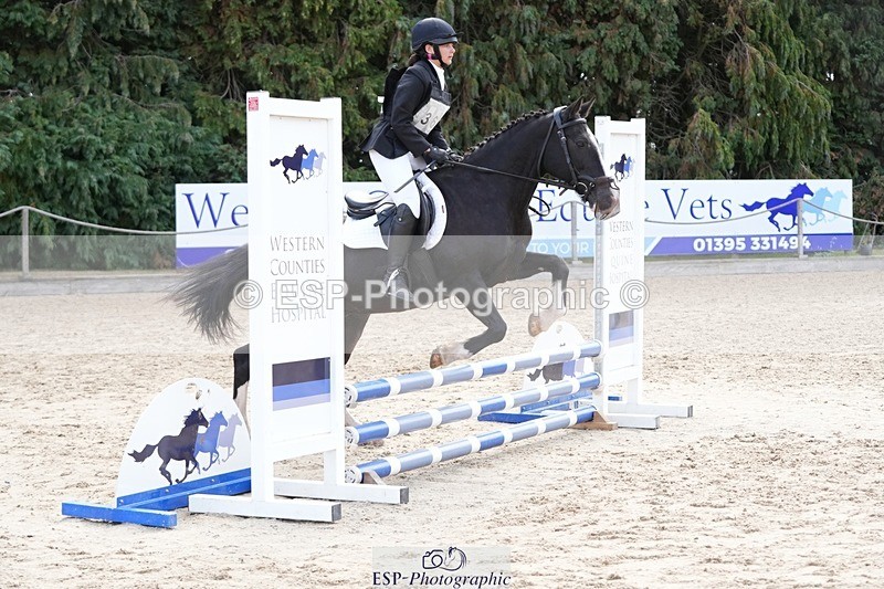 250821A-104248-14133 - WC Round 2 10.00 to 11.00