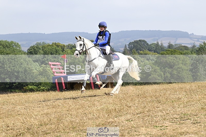 250824A-131019-36804 - 2013-Freya.Irish-Feeney