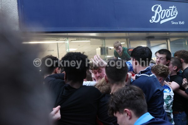 AA076169 - Christmas Boys Ba'