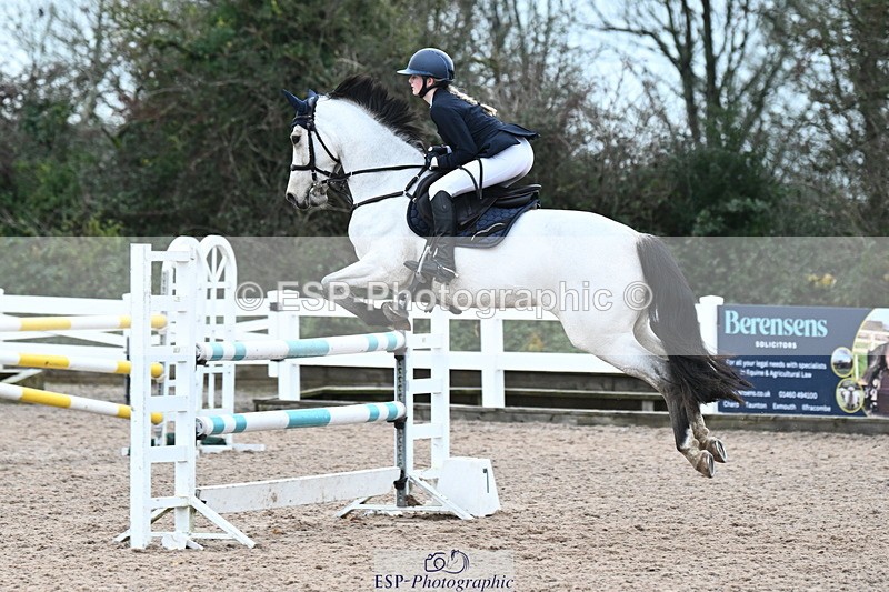 231118A-135555-03203 - Cls 9 Foxhunter & 1.10m Open