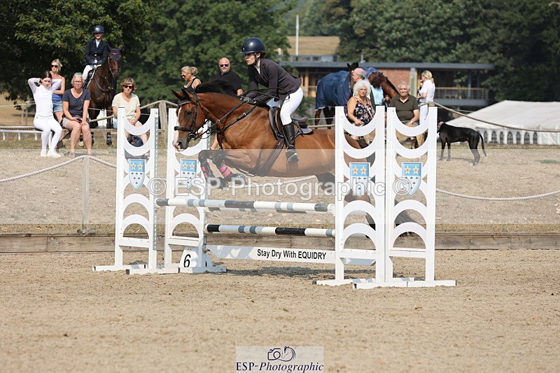 250816A-104657-00845 - Cls 3 Snr British Novice