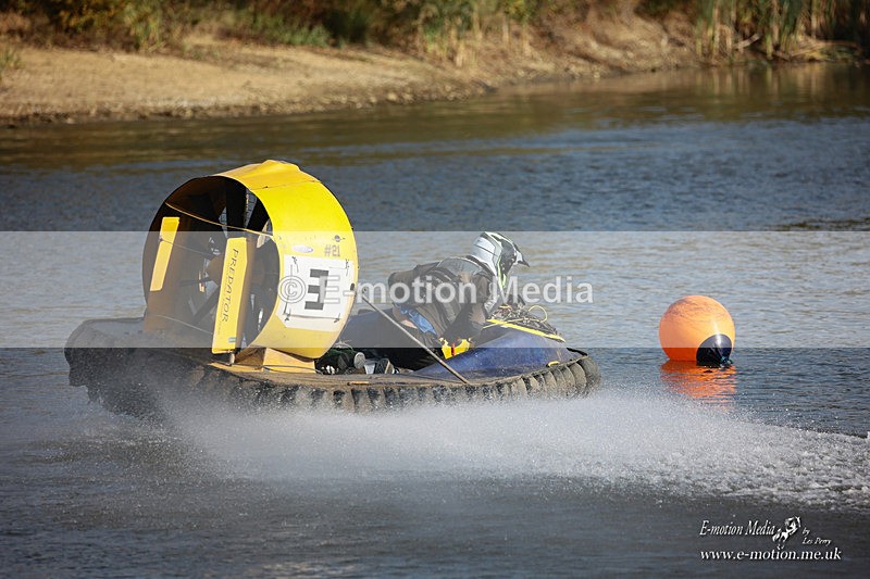 HCWC 230826 937 - Hovercraft W C Race Day 3