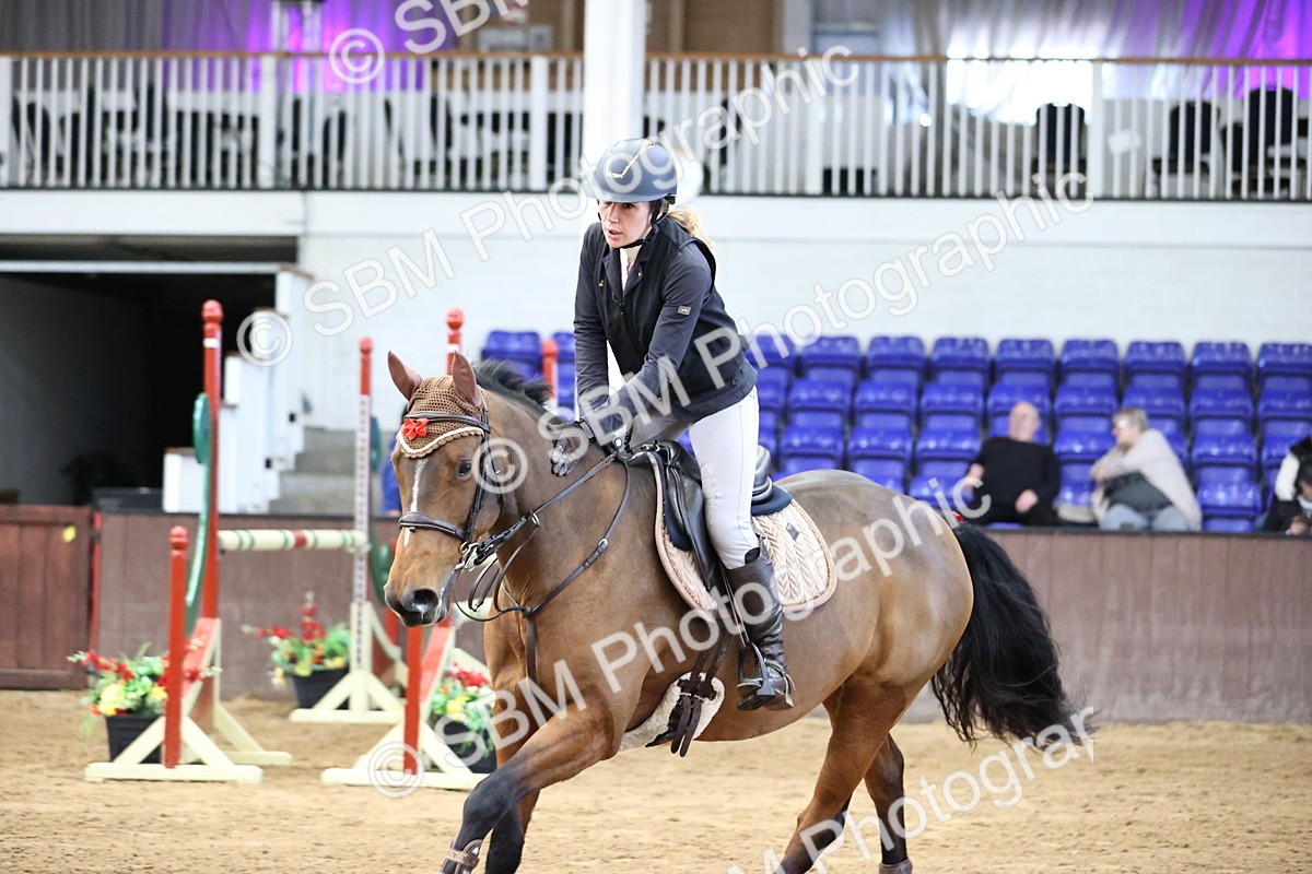SBM_001557 - Class 4 - Senior Newcomers - 1.10m Open