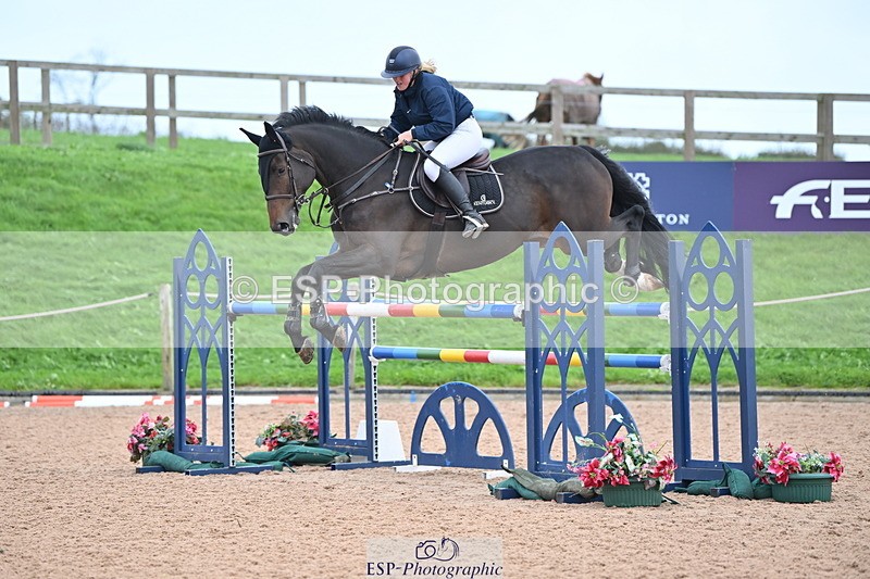 231013A-141725-02643 - Cls 9 Foxhunter & 1.20m Open