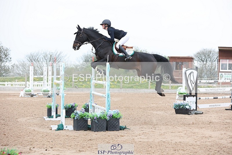 250424-125607-05643 - Cls 1 - 2 Star Small Tour