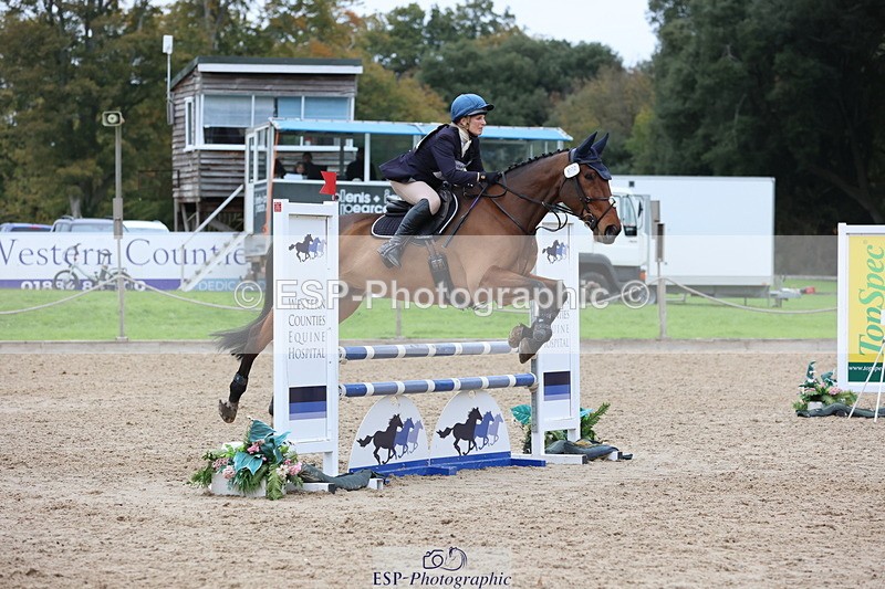 251026A-144736-26488 - G-514-Carolyn.Price With Trot Up