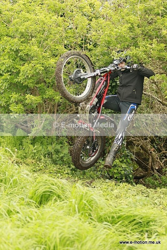 TR 060512-031 - Petit Bot - 06/05/12