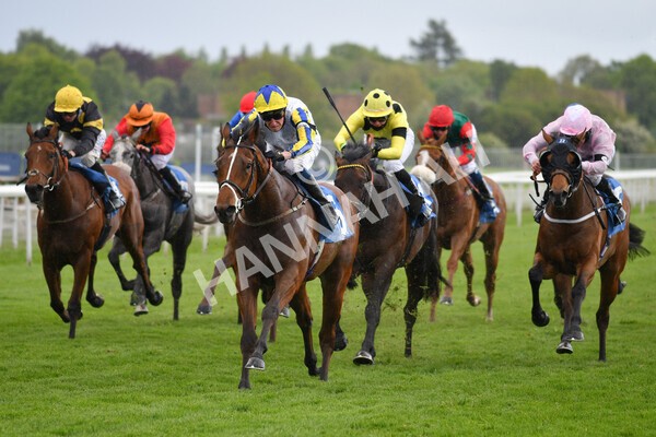 yr22052021r6-17 - Race 6 4.55pm Reg Bond