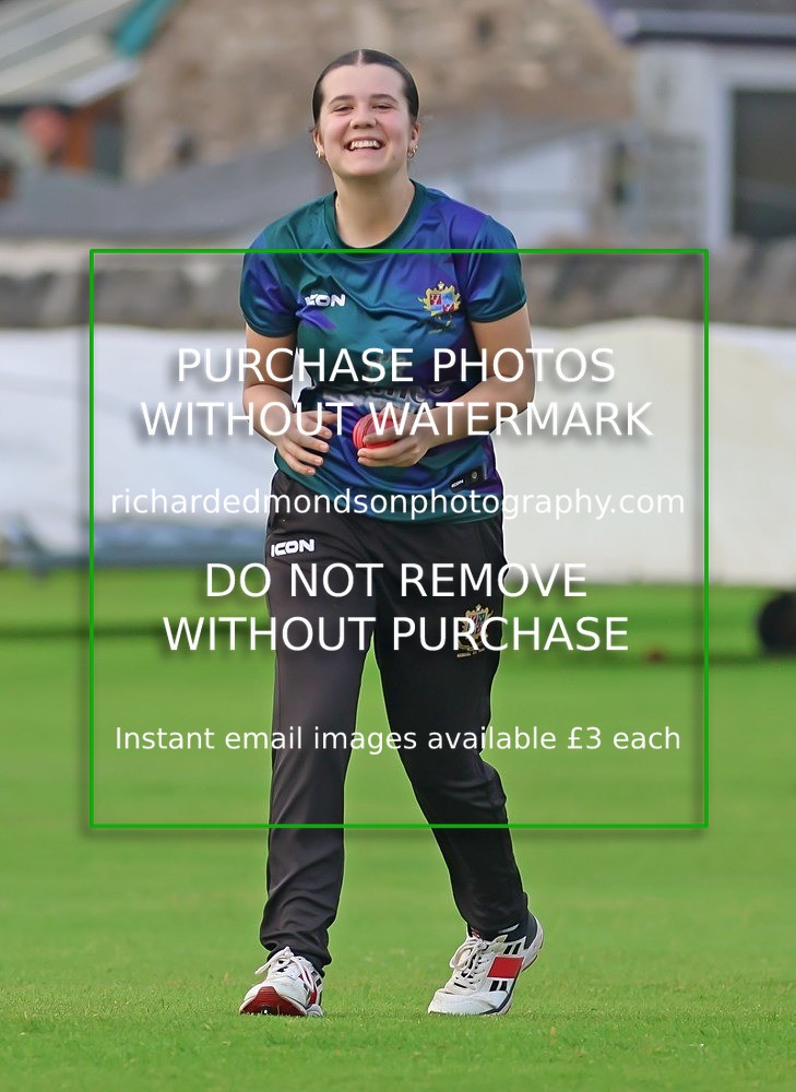 533A5437 - Kendal Cricket Women & Girls vs Carnforth Cricket Women & Girls (28/5/26)