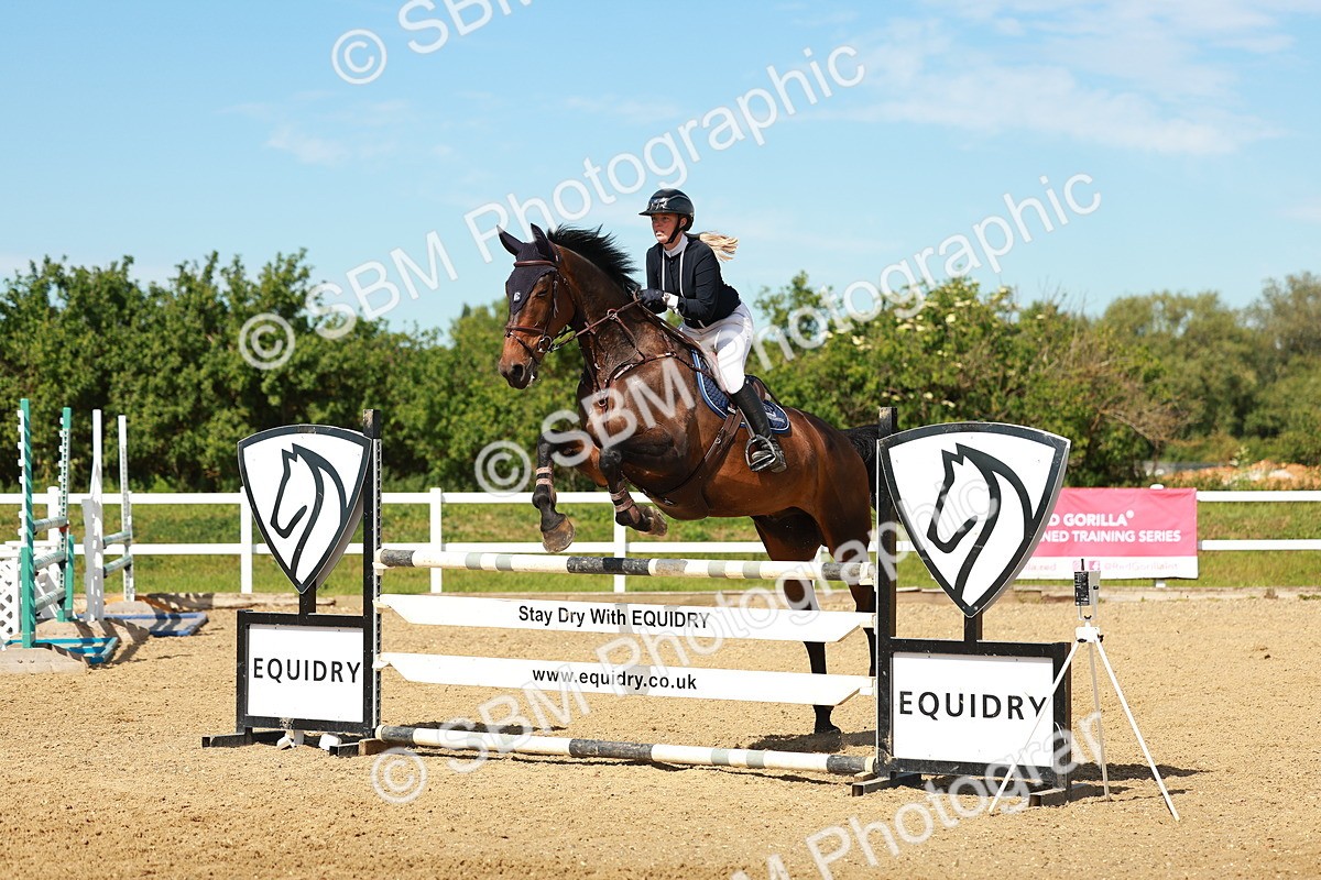 SBM_002703 - Class 4 - Senior Newcomers - 1.10m