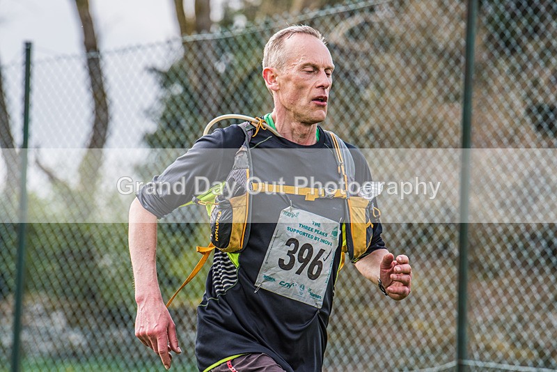 3 Peaks-3469 - The 3 Peaks Race - The Finish - Saturday 29th April 2023