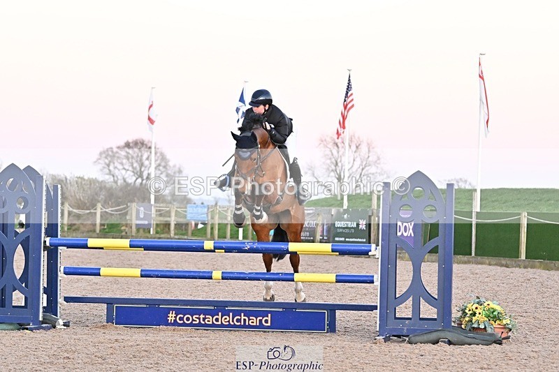 250401-194101-01095 - 100cm Cl;asses