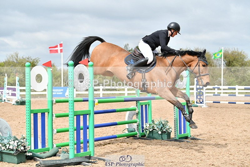 240421A-113617-13718 - Cls 20, 1 Star Silver Tour 1.20m