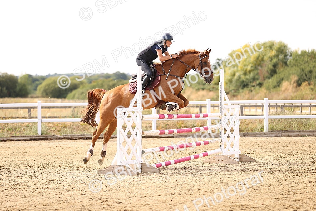 SBM_001662 - Class 6 - Senior Newcomers 1.10m