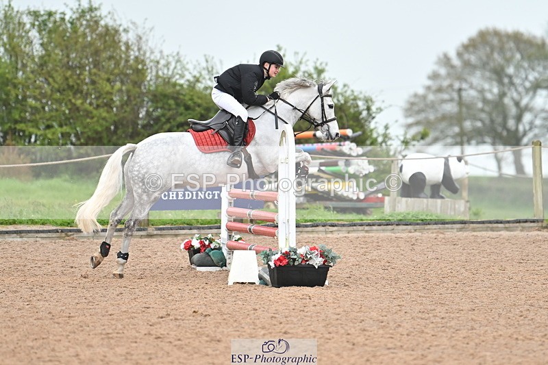 240505A-123922-05144 - Cls 4 Blue Chip Pony Newcomers & 1m Open