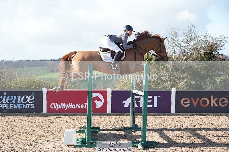 251108-124132-02545 - Cls 13 Foxhunter and 1.20m Open
