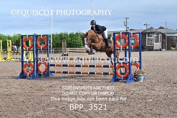 BPP_3521 - CLASS 36 SUN Senior British Novice/ 90cm Open