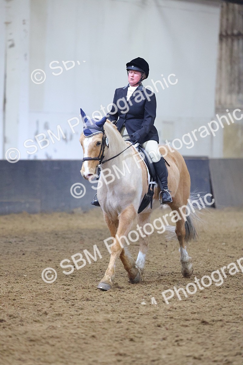 SBM_003125 - Class 9-10 - MQ U21 Open Novice 1