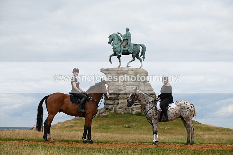 DSC_6301 - Time at Statue 12:17 to 12:44