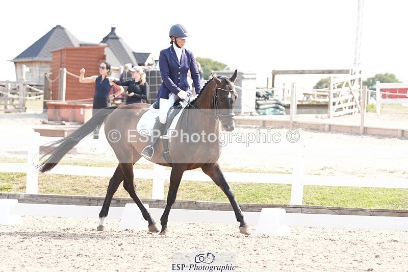 250817-105726-08441 - 096-Louisa.ChattingFirst.Mohican.II