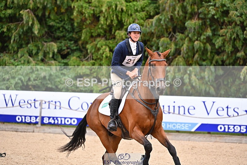 250802A-153342-06338 - E-211-Torie.Sleep-CLEVER