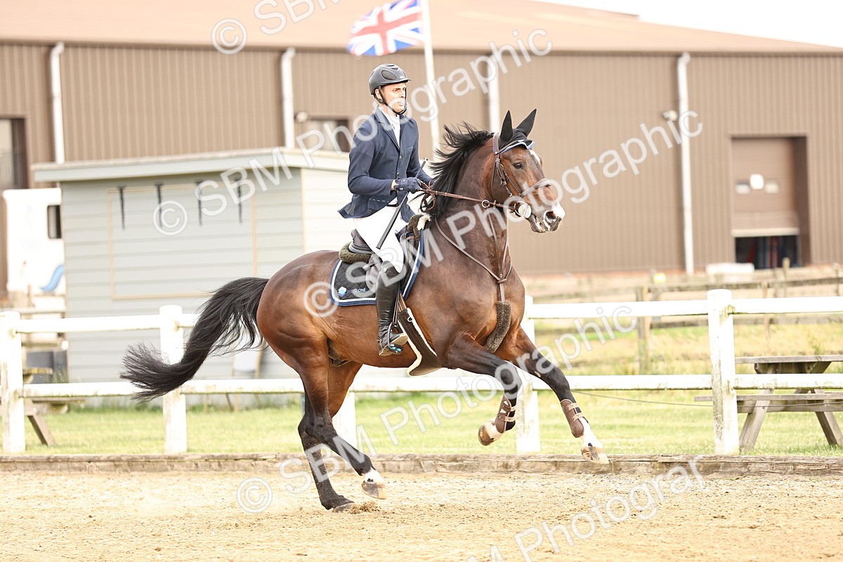 SBM_004907 - Class 24 - Arit Senior British Novice - 90cm
