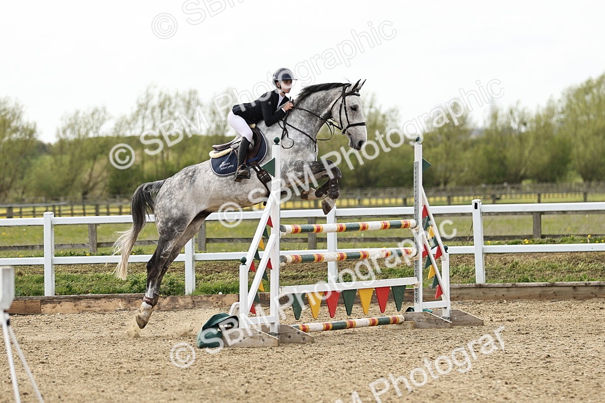 SBM_001495 - Class 5 -Senior Foxhunter - 1.20m