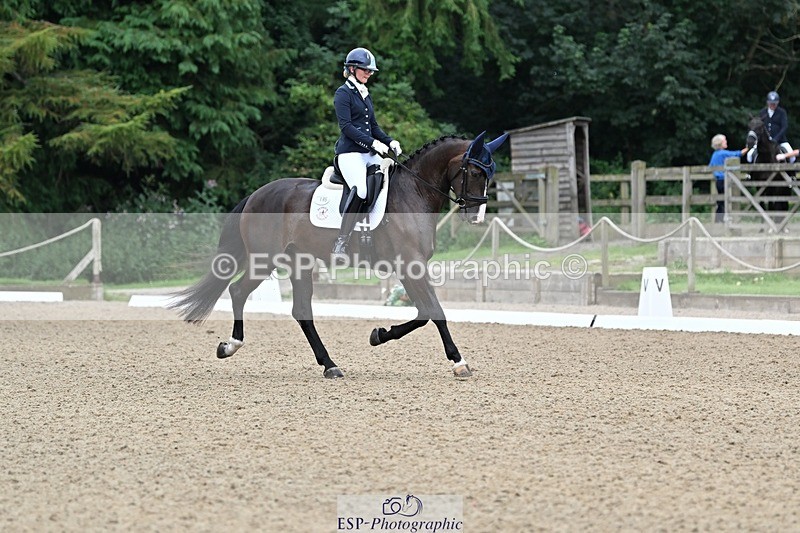 240810-101838-02633 - 195-Isobel.Goodwin-Milano.van.hof.olympia