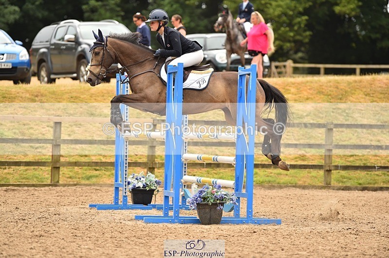 230618-135714-12840 - Cls 25 Pony Foxhunter & 1.10m Open