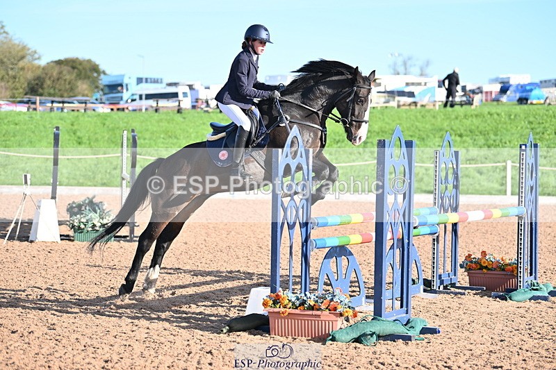 231015A-095912-07113 - Cls 28 Newcomers & 1.10m Open