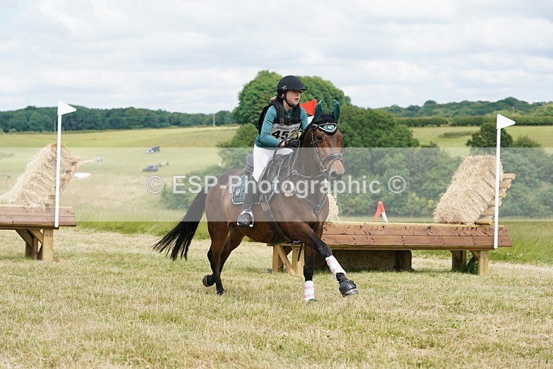 240630X-151530-9706 - 452-Jessica_Meyer-LACKAGHMORE_VANDANGO