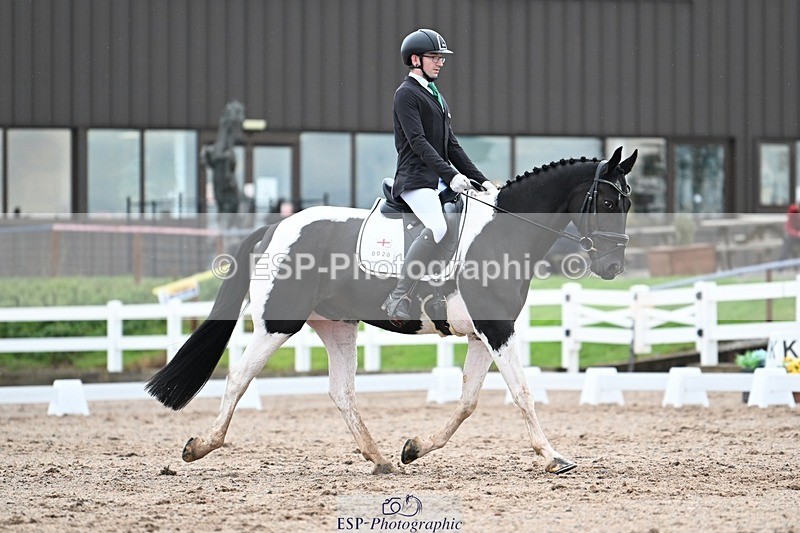 250907-115937-07313 - 020-Leo.De-ValentinoBarfields.Cosmopolitan