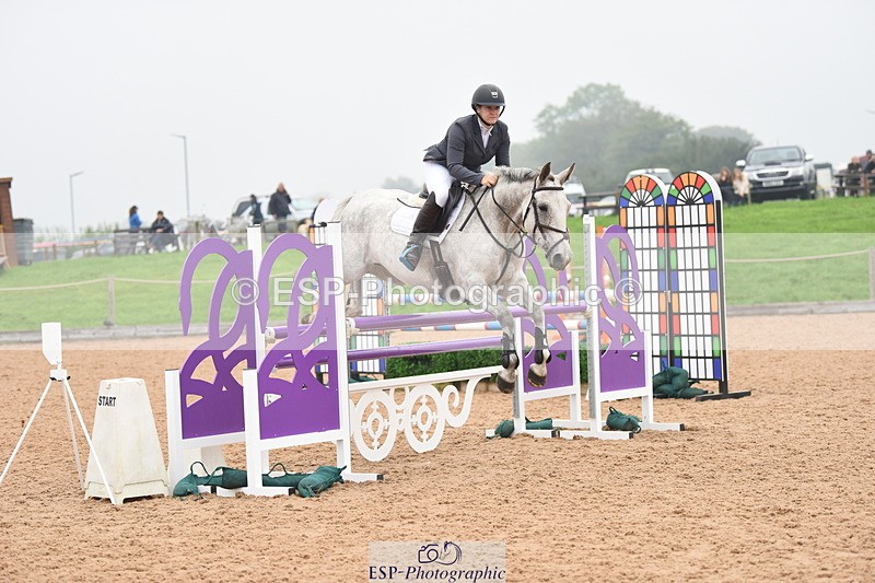 230916A-164010-05609 - Cls 19 Snr 1.10m Derby