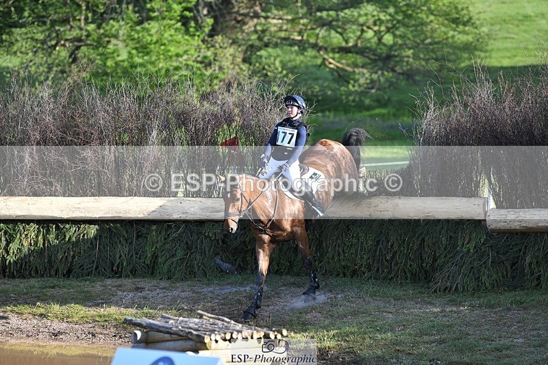 230527-181849-14107 - 177-ARGENTINO_BK-Dani_Evans-XC